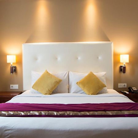 Royal Asnof Hotel Pekanbaru Eksteriør billede