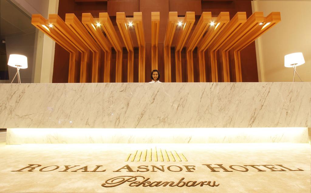 Royal Asnof Hotel Pekanbaru Eksteriør billede