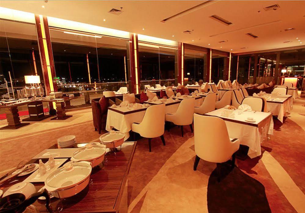 Royal Asnof Hotel Pekanbaru Eksteriør billede