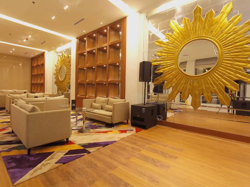 Royal Asnof Hotel Pekanbaru Eksteriør billede
