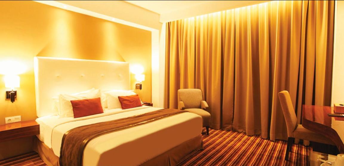 Royal Asnof Hotel Pekanbaru Eksteriør billede